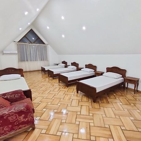 Batumi Sun Hostel Bagian luar foto