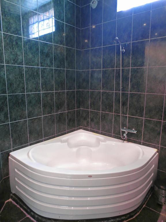 Batumi Sun Hostel Ruang foto