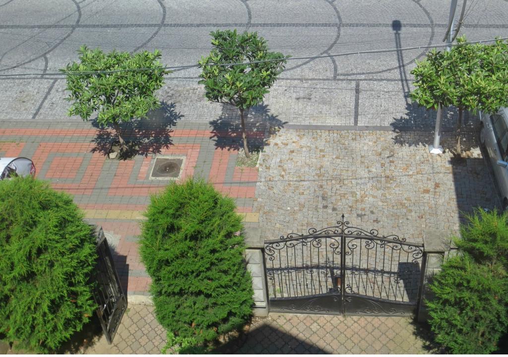 Batumi Sun Hostel Bagian luar foto